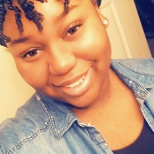 Meet your Posher, Chanel